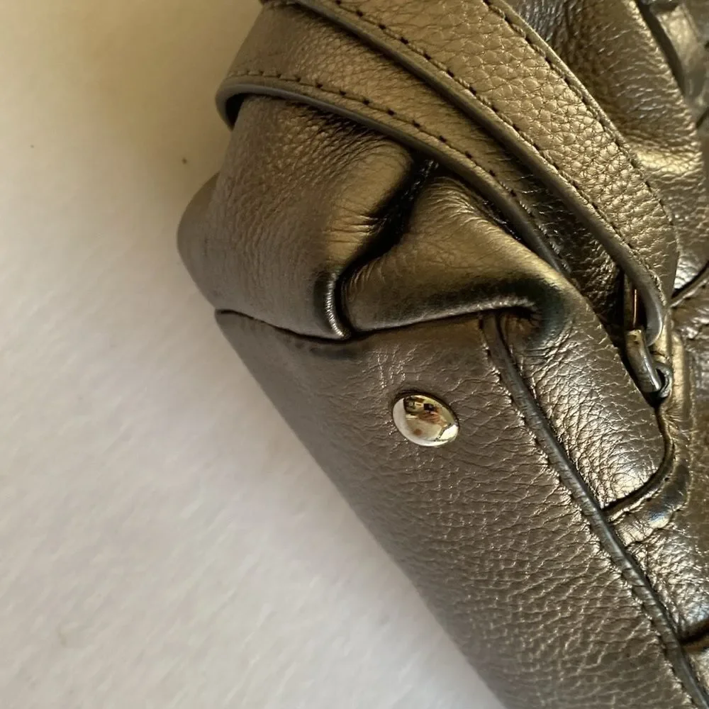 MICHAEL KORS Metallic Silver Gray Pebbled Leather Hobo Style Bag
